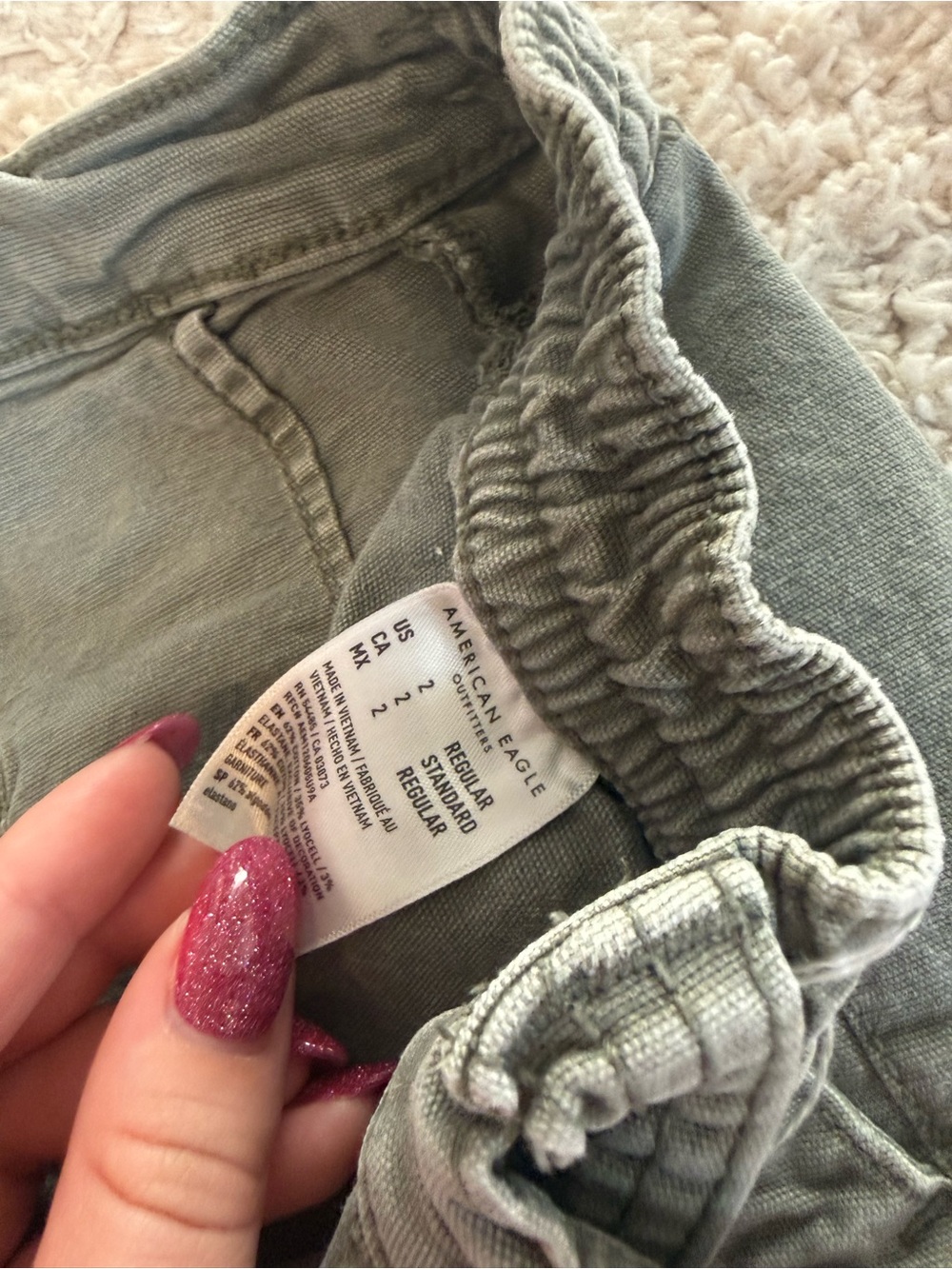 American Eagle Light Olive Cargo Pants - Picture 2 of 5